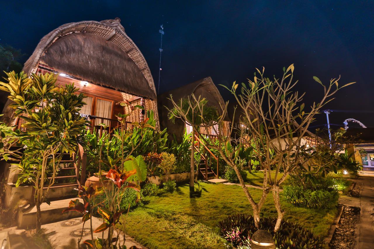 Sunset Coin Lembongan Hotel Нуса Лембонган Екстериор снимка