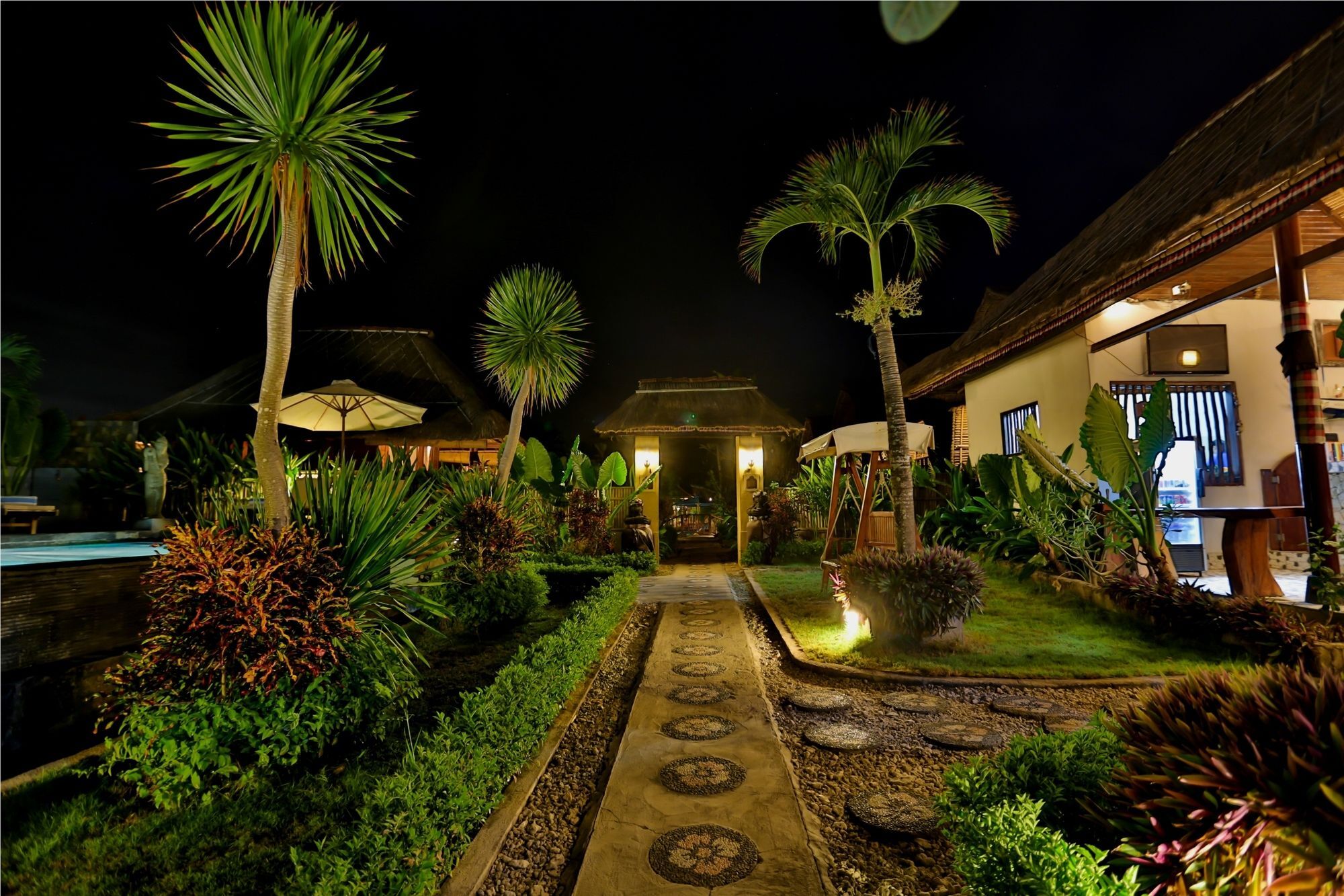 Sunset Coin Lembongan Hotel Нуса Лембонган Екстериор снимка