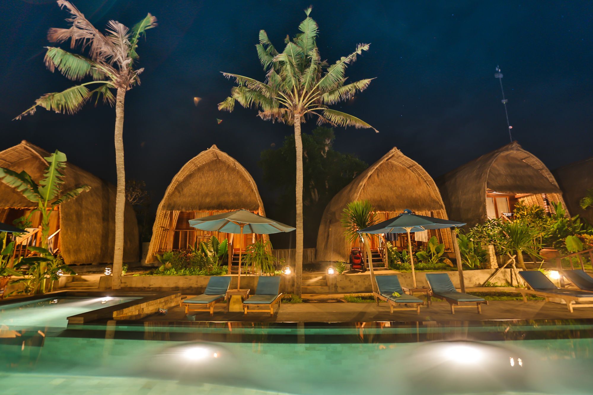 Sunset Coin Lembongan Hotel Нуса Лембонган Екстериор снимка
