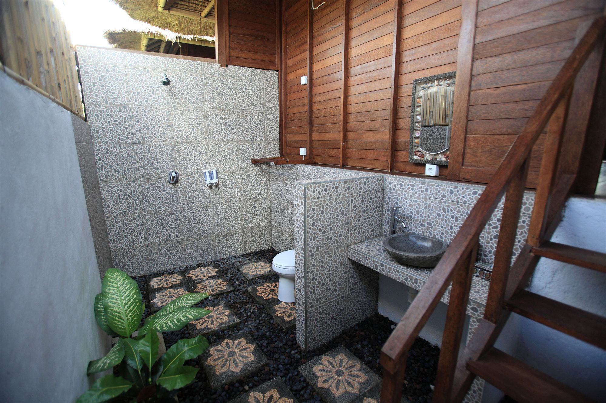 Sunset Coin Lembongan Hotel Нуса Лембонган Екстериор снимка